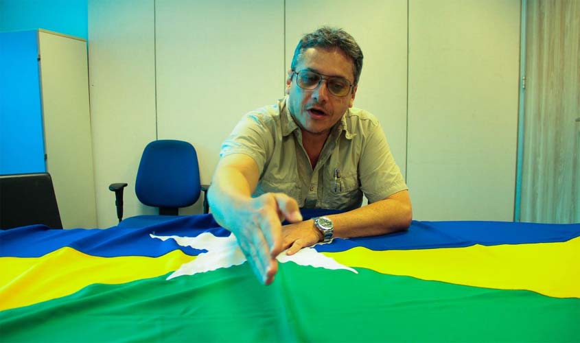 Criador da Bandeira de Rondônia explica a inspiração para o projeto que contempla o rio, a estrada, a riqueza e a estrela