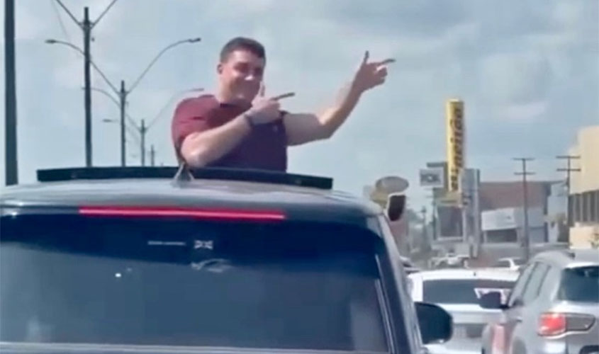 RO: Flávio Bolsonaro provoca manifestantes em Porto Velho