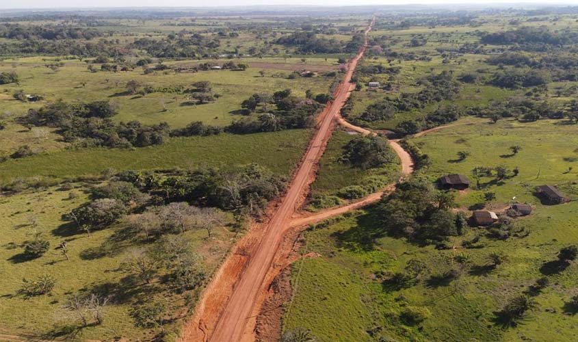 Melhorias na RO-490 garantem trafegabilidade e escoamento da produção