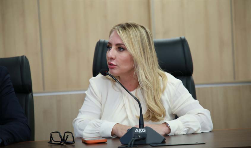 Ieda Chaves confirma a liberação de R$ 150 mil à infraestrutura do CCI de Chupinguaia