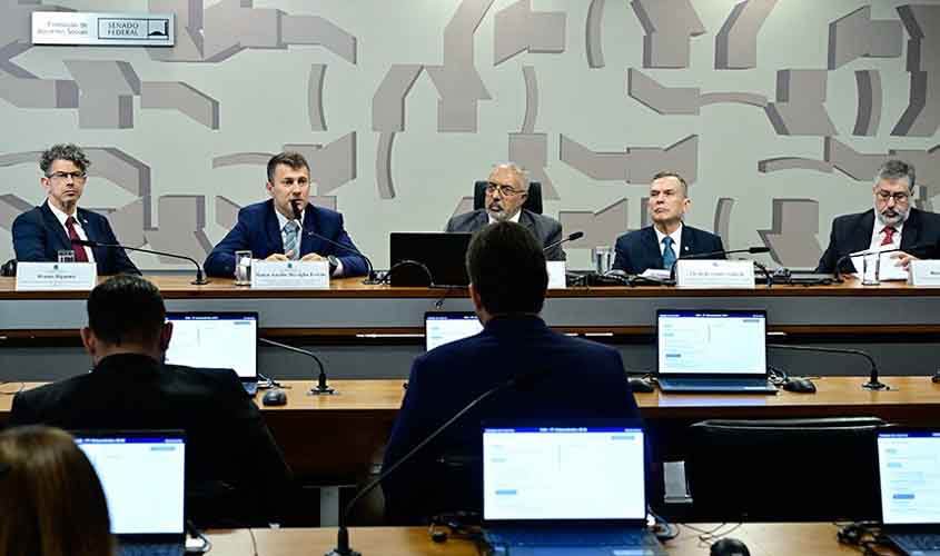 Audiência na CAS critica 'pejotização' e alerta para perda de direitos trabalhistas 