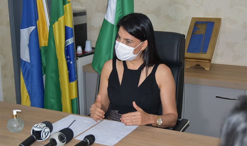 Prefeita pedirá reconsideração ao Estado para manter o comércio aberto  