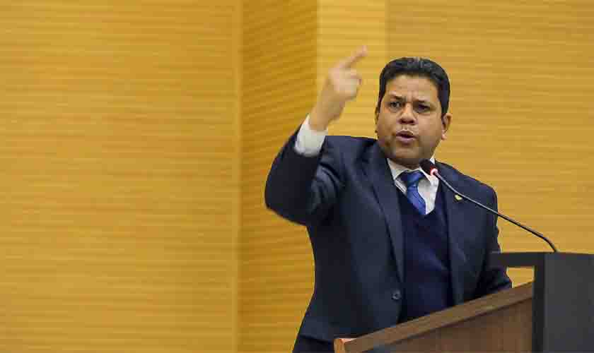 Jair Montes pede que governo conceda aumento às demais categorias no mesmo molde ao concedido ao Policiais Militares