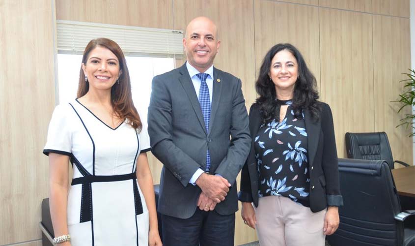 Presidente da Ameron se reúne com deputado Ismael Crispim em visita institucional