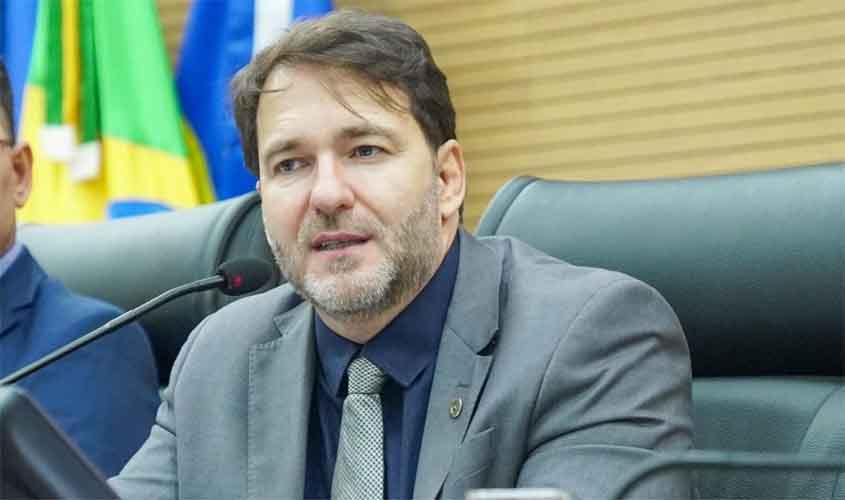 Deputado Alex Redano indica capacitação para implantação de DIU em Ouro Preto do Oeste