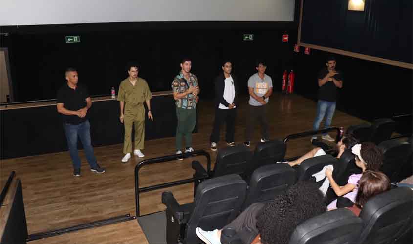 Ecos de Aú: Exibição de curta-metragem reúne mais de 75 pessoas em Ji-Paraná