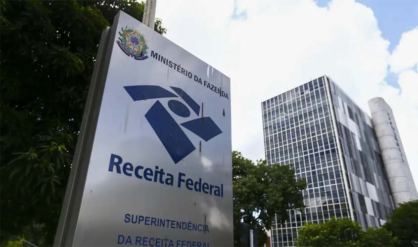 Maior lote de restituição do IR será pago nesta terça