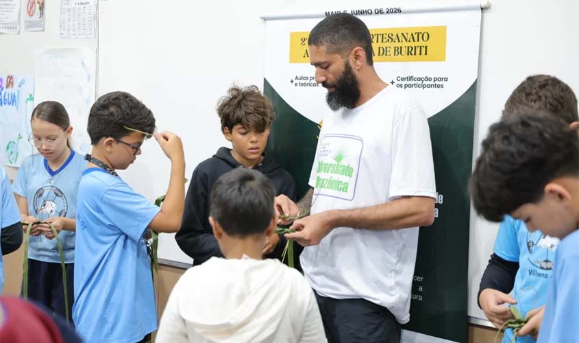 Oficina de artesanato forma mais de 50 alunos