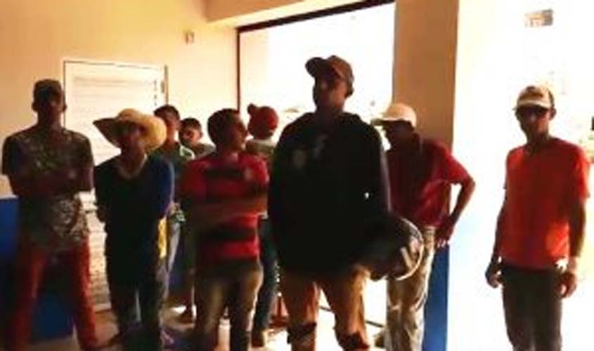 VÍDEO: empresa que executa asfalto na avenida Rondônia é acusada de não cumprir acordo e caso vai parar na Delegacia