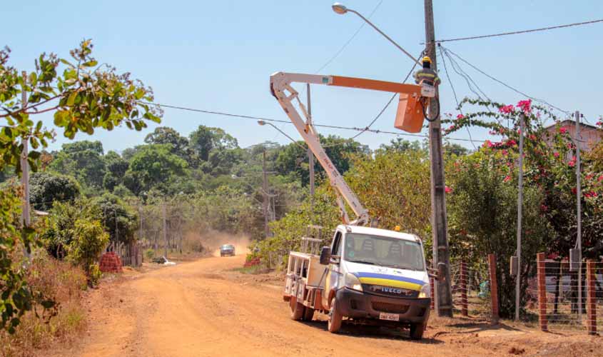 Prefeitura recupera iluminação pública na Vila Calderita