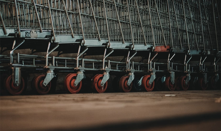 Mantida autorização de trabalho nos feriados durante a pandemia em rede de supermercado do Paraná 