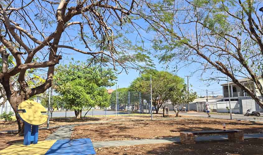 Prefeitura entrega mais uma praça restaurada à sociedade porto-velhense