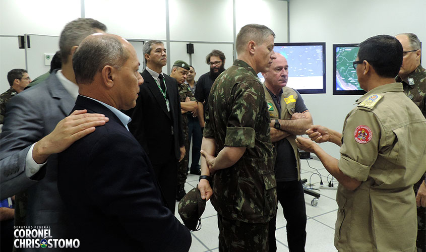 Coronel Chrisostomo acompanha Ministro da Defesa em visita à Porto Velho
