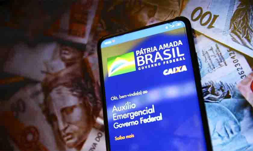 Auxílio emergencial é pago a beneficiários do Bolsa Família com NIS 9