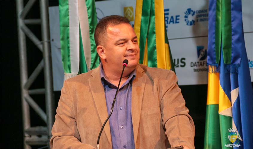 Dr. Paulo Henrique voltou a cobrar na Câmara, a Instalação das UTI NEONATAL, no HRC