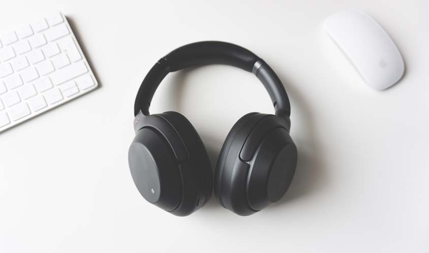 O que é a tecnologia True Wireless Stereo (TWS)?