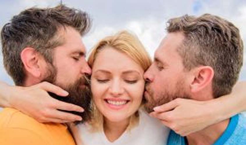 Relacionamento à distância, amizade colorida ou Poliamor?