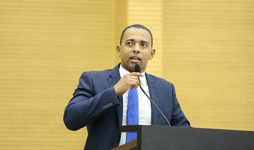 Jhony Paixão relata preocupação com policiais militares da reserva remunerada