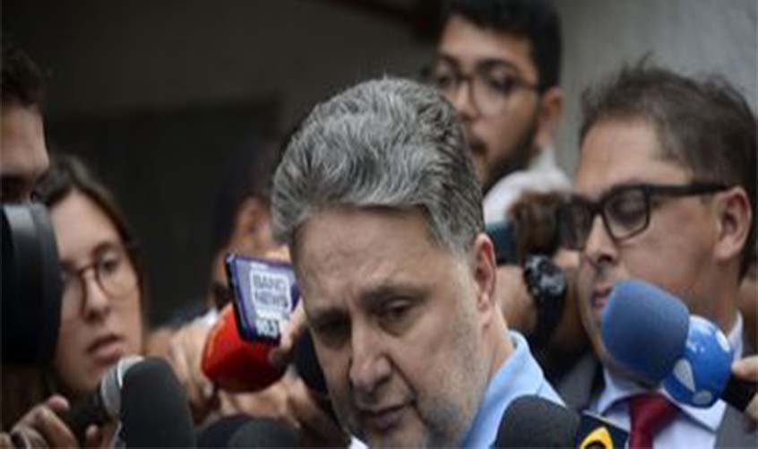 Preso, ex-governador Garotinho diz que é vítima de perseguição