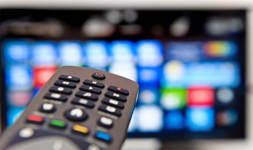 CCJ aprova proibição de aviso de cobrança na programação das TVs por assinatura