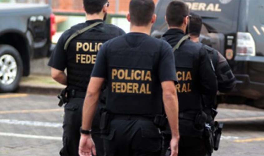 Polícia Federal prende homem que usava documento falso na Caixa
