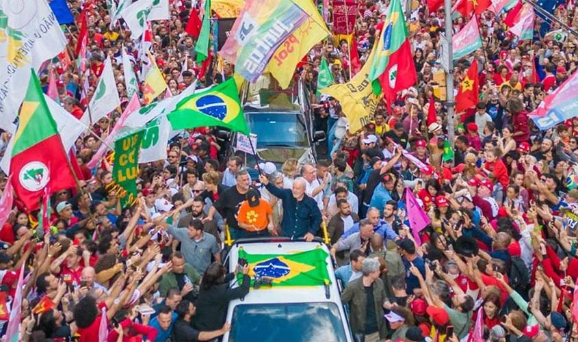 Depois de votar em Lula, é preciso sustentar a vitória nas ruas