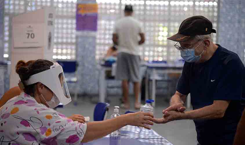 Partidos de centro confirmam domínio municipal e governarão 43% da população