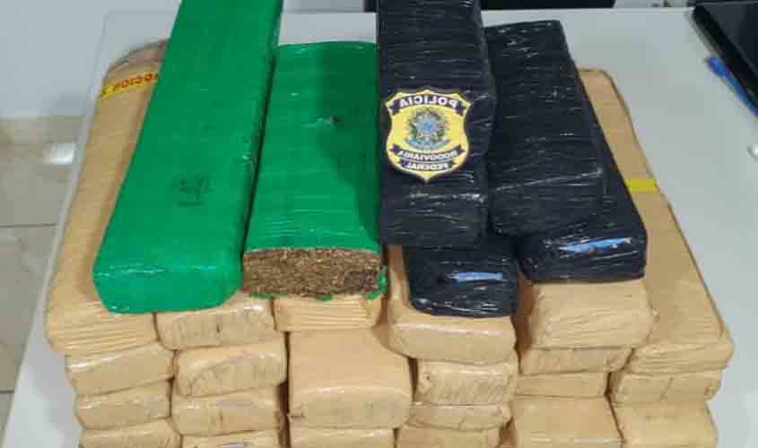 PRF apreende 31 quilos de maconha dentro de caminhão