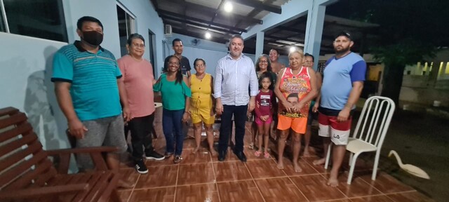 Vereador Fogaça ouve demandas de moradores do bairro Socialista