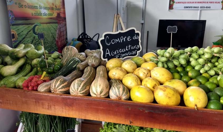 Cronograma com programas de alimentação escolar é debatido por agricultores familiares