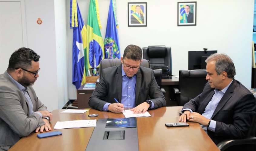Governo de Rondônia e órgãos de controle assinam Termo de Ajustamento que avalia riscos em nomeações a cargos de confiança e comissionados