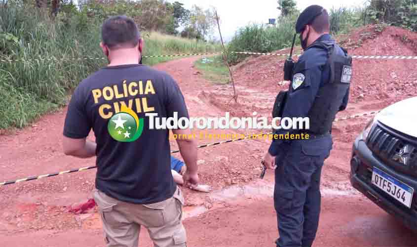 Corpo de homem é encontrado com dois tiros na cabeça na Estrada do Japonês