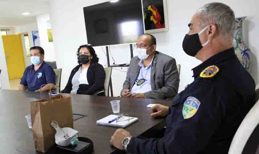 Parceria é pauta de encontro entre comandante-geral da PM e equipe da Politec