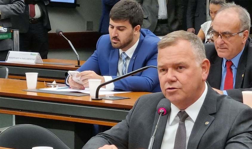 Mosquini pede a Rodrigo Pacheco a devolução da MP da Reoneração da Folha