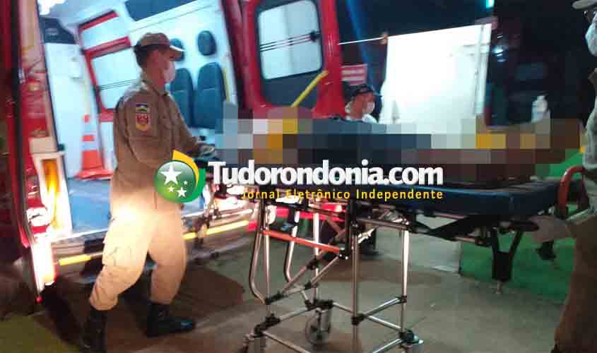 Polícia recebe denúncia e encontra homem caído com três facadas no peito 