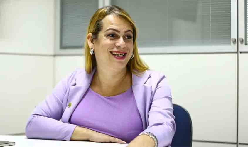 Visibilidade trans: secretária pede mais leis para fortalecer direitos