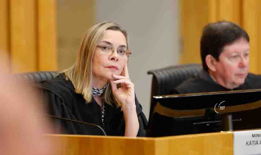 Anulada reserva de crédito em ação cível para pagar condenação trabalhista