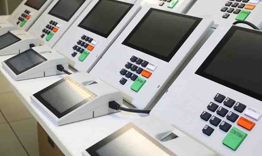 Pesquisa mostra que 82% da população confia nas urnas eletrônicas