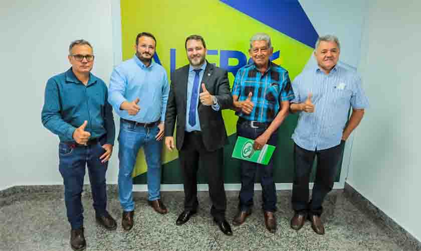 Presidente Alex Redano indica recursos para apoiar a realização da Expoari, que garantem dois dias de acesso livre