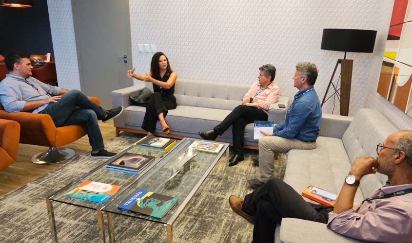 Fomento à pesquisa e inovação ganha força com parceria entre FIERO e UNIR