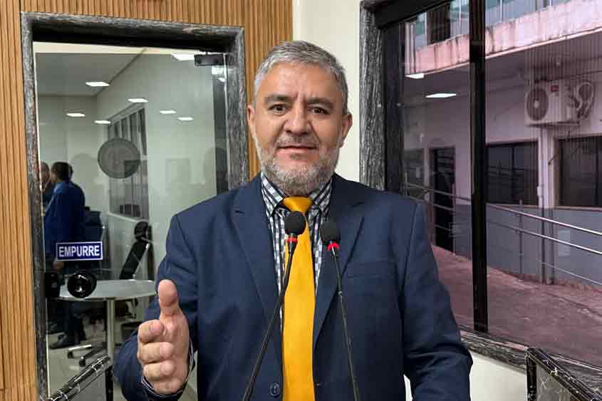 Vereador Everaldo Fogaça relata projeto de Lei que visa modernizar estacionamentos do Shopping Porto Velho