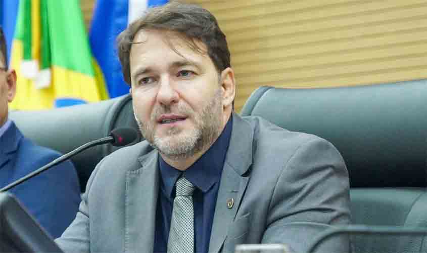 Alex Redano solicita melhorias na ponte sobre o Rio Taboca a pedido do vereador Zé Ceará