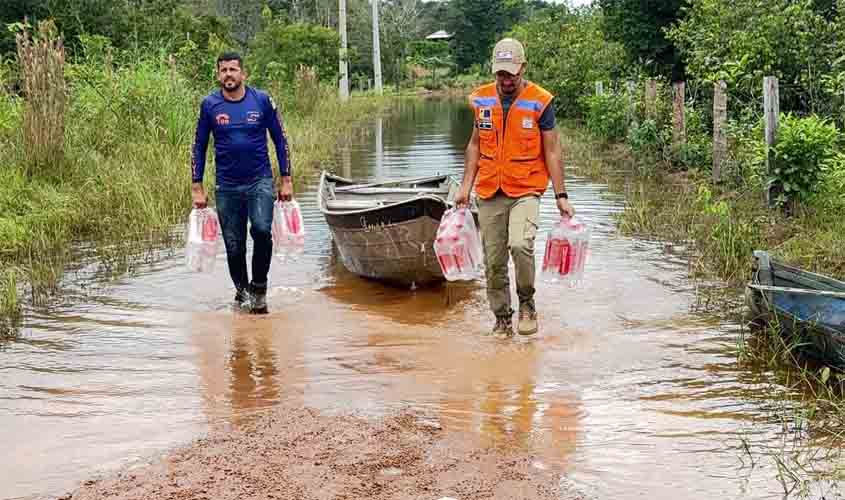 Madeira ainda sobe e há risco de se repetir a enchente recorde. Outras regiões também são atingidas