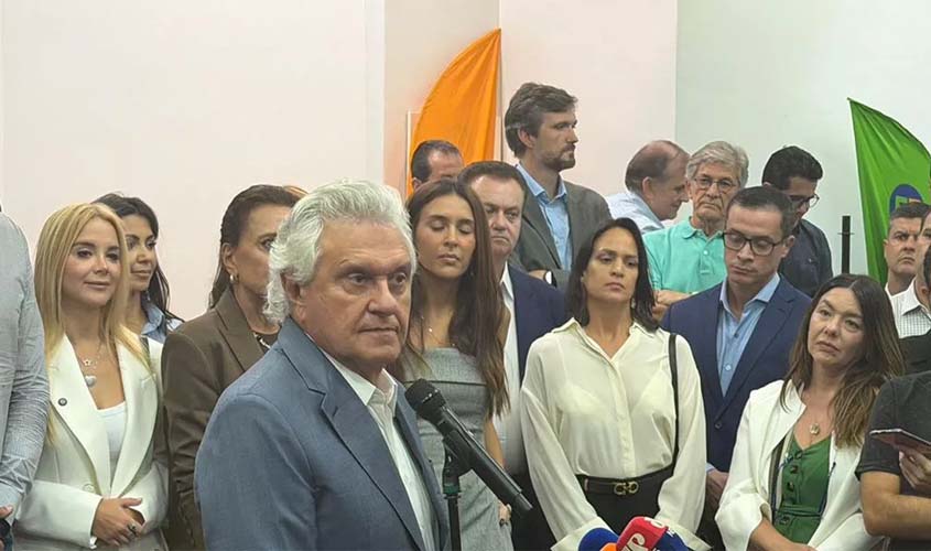 Caiado tropeça no primeiro passo