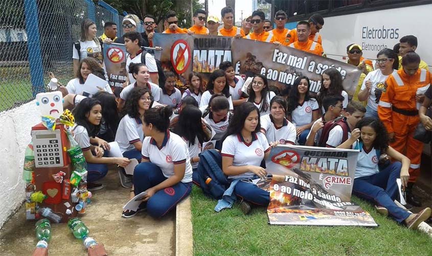 Escola Murilo Braga conquista prêmio nacional com o Projeto Sr. Poluição