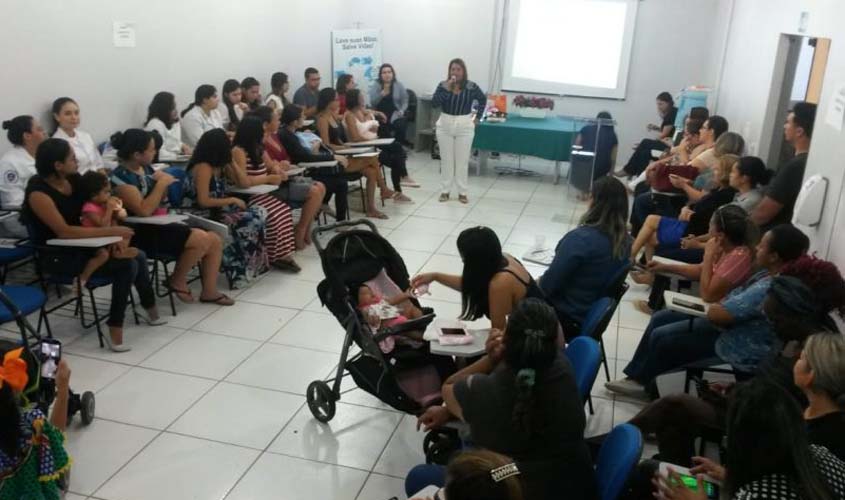 Doadoras de leite materno são homenageadas pelo Banco de Leite
