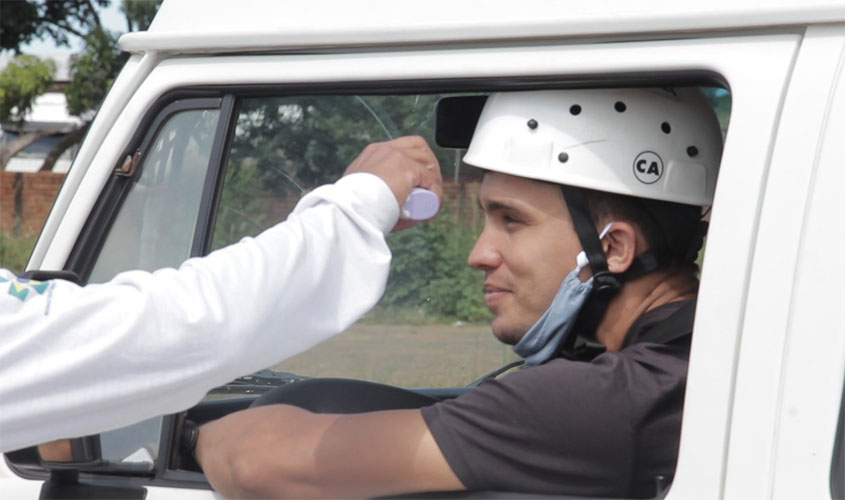 Barreiras sanitárias da Prefeitura já abordaram quase 70 mil pessoas em 40 dias de funcionamento