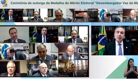 Barroso reforça a segurança da urna eletrônica e defende o combate à desinformação