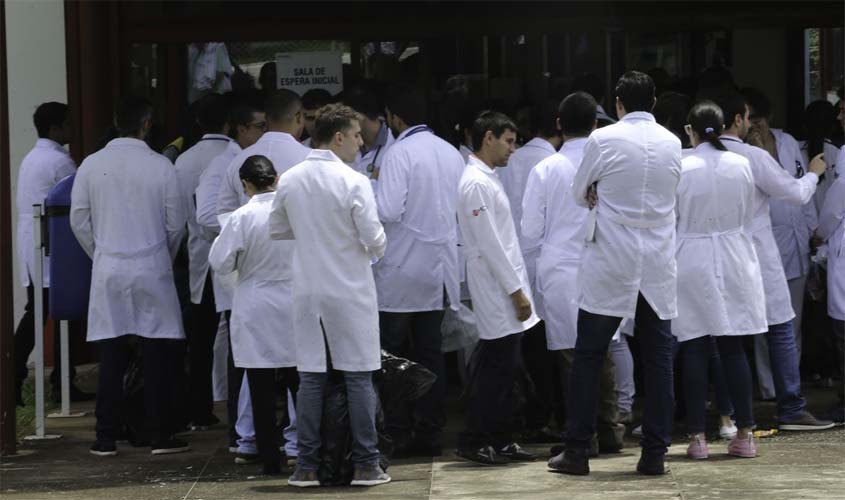 Termina hoje prazo para inscrição no Programa Mais Médicos