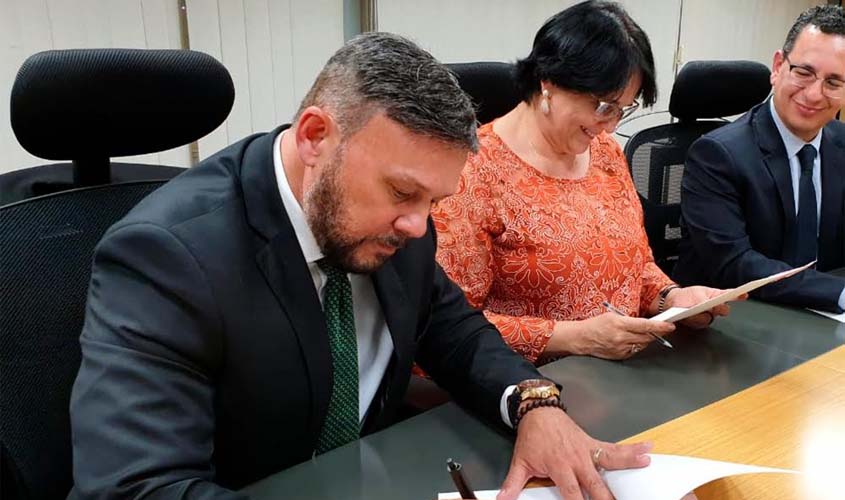 CNOMP, CNPG e Ministério da Mulher assinam Protocolo de Intenções para recebimento de denúncias pelas Ouvidorias do Ministério Público